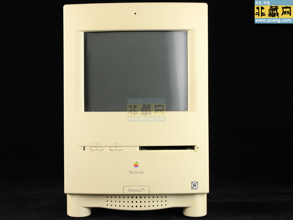 APPLE Macintosh Colour Classic II (Performa 275)