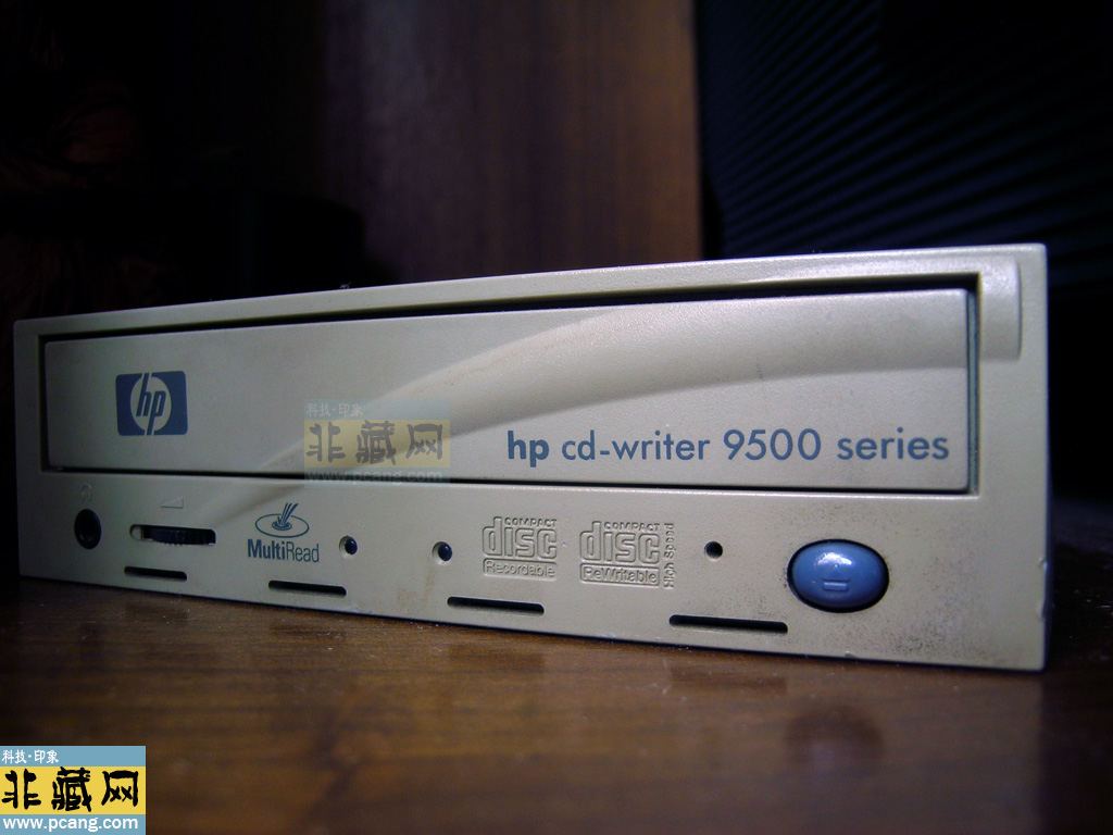 HP C4502 CD-Writer 9500