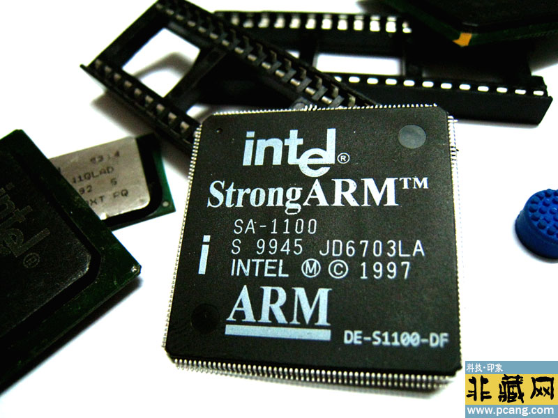 intel stongARM SA-1100