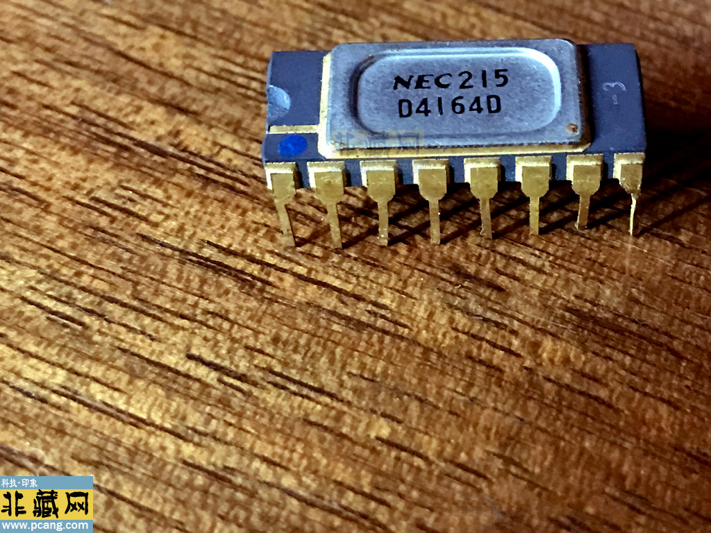 NEC215 D4164D 64K RAM