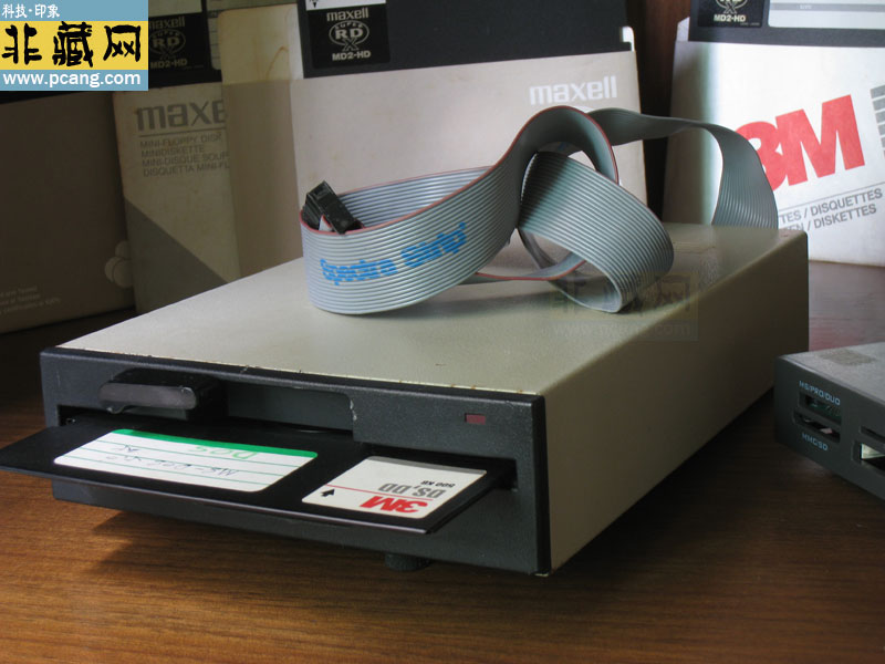 Spectra strip floppy drive